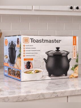 Toastmaster 4-Quart crock pot🎃🧙 | NEW Hard to find (fast shipping)